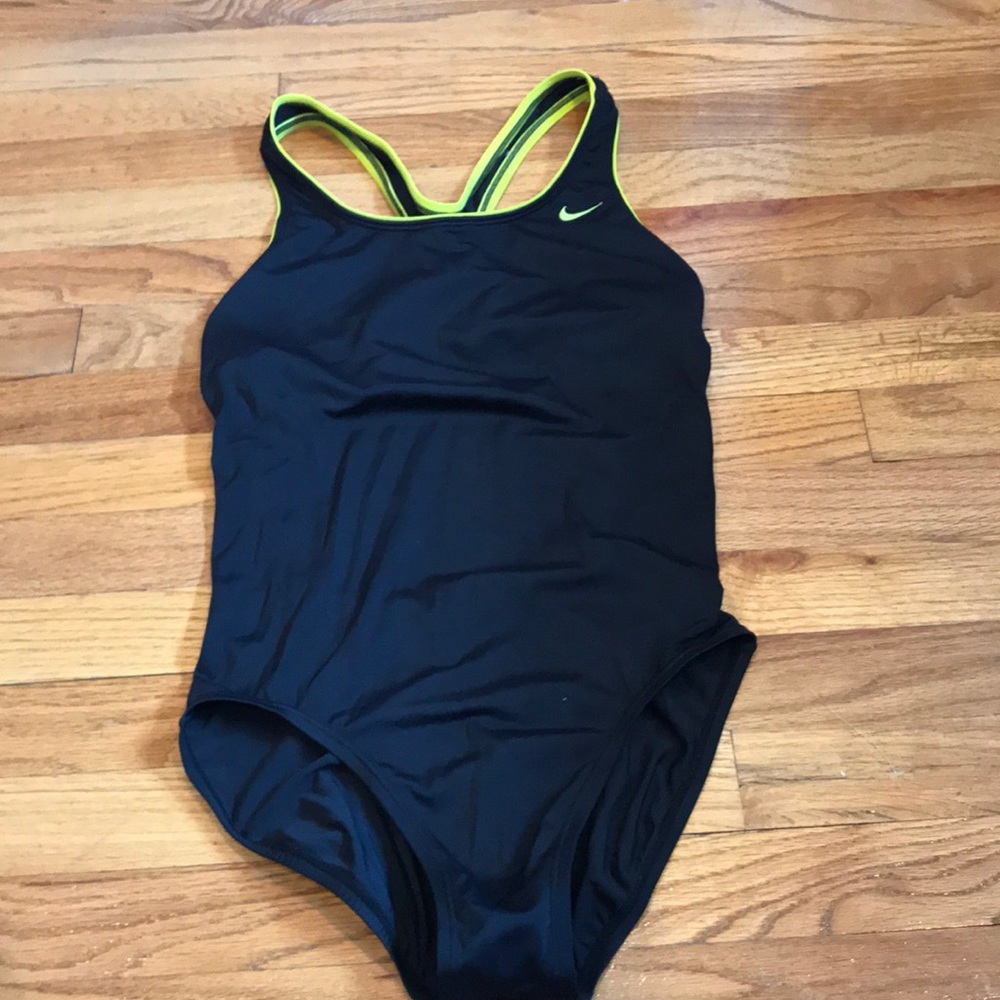 Nike onepiece